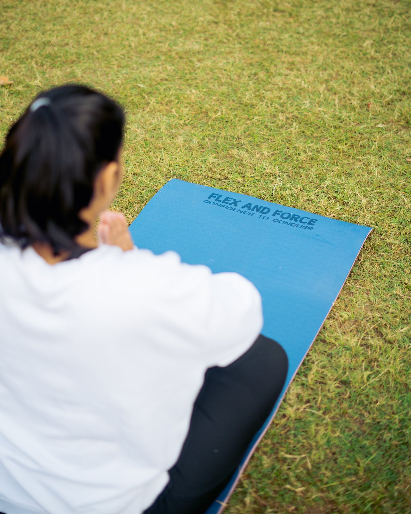 Premium TPE Anti-skid Ultrasoft Dual Color Yoga Mat 6mm thick, Strap, Polyester bag