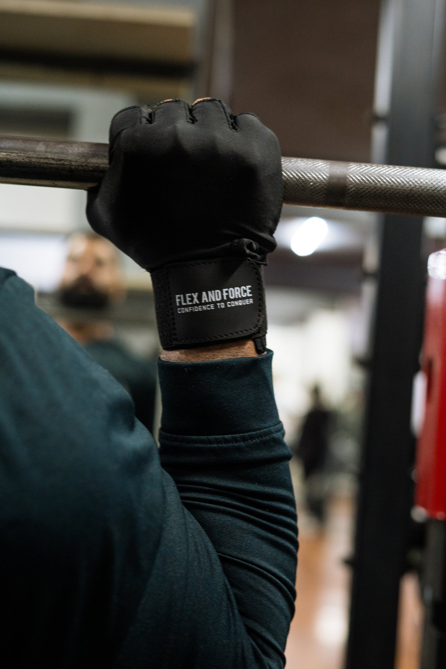 Premium Neoprene breathable Fitness Gloves with Wrist Support for Men and Women Free Size (Fits All), Black