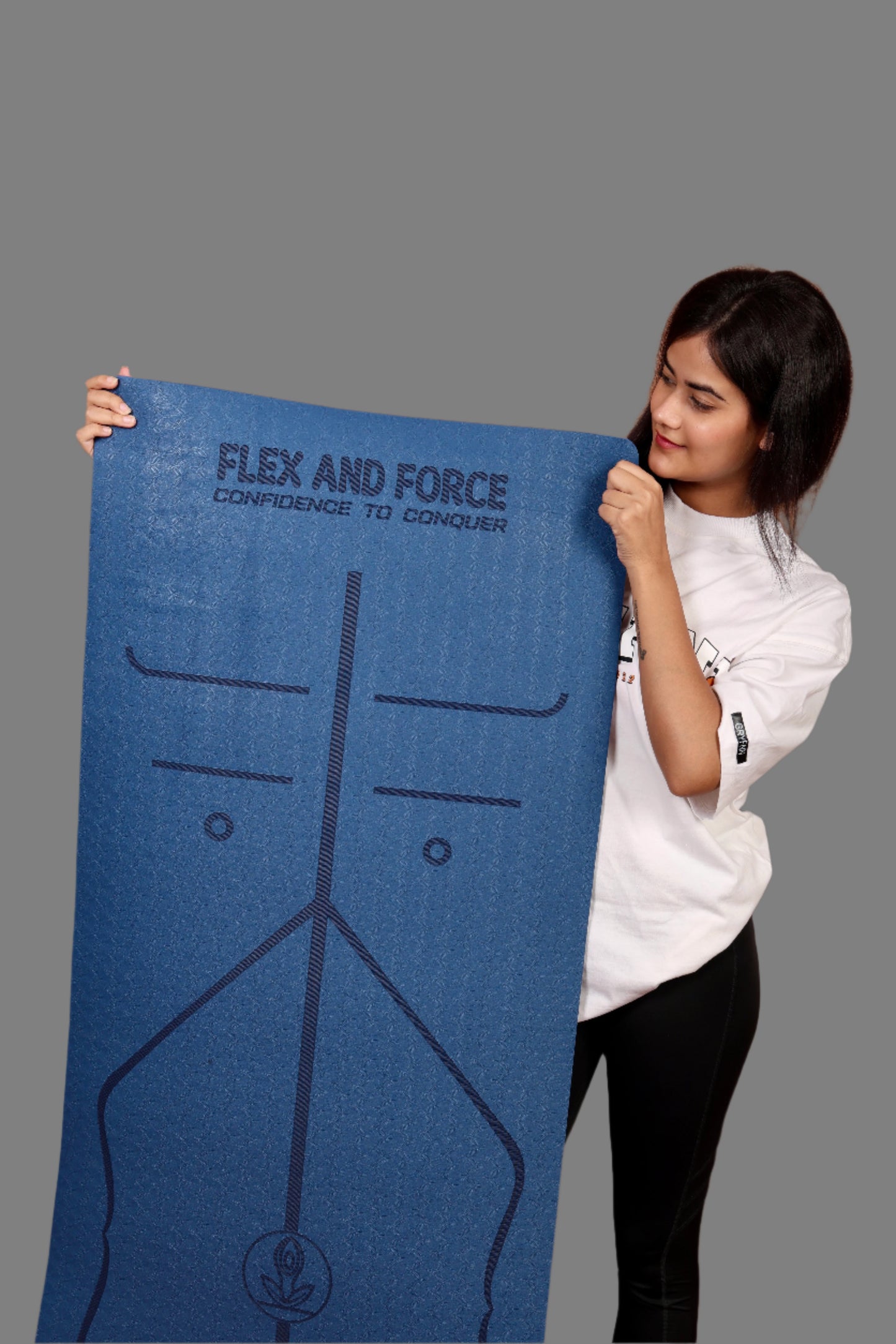 Premium TPE Anti-skid Ultrasoft Yoga Mat 6mm thick with Cotton bag, Guiding alignment lines, Strap