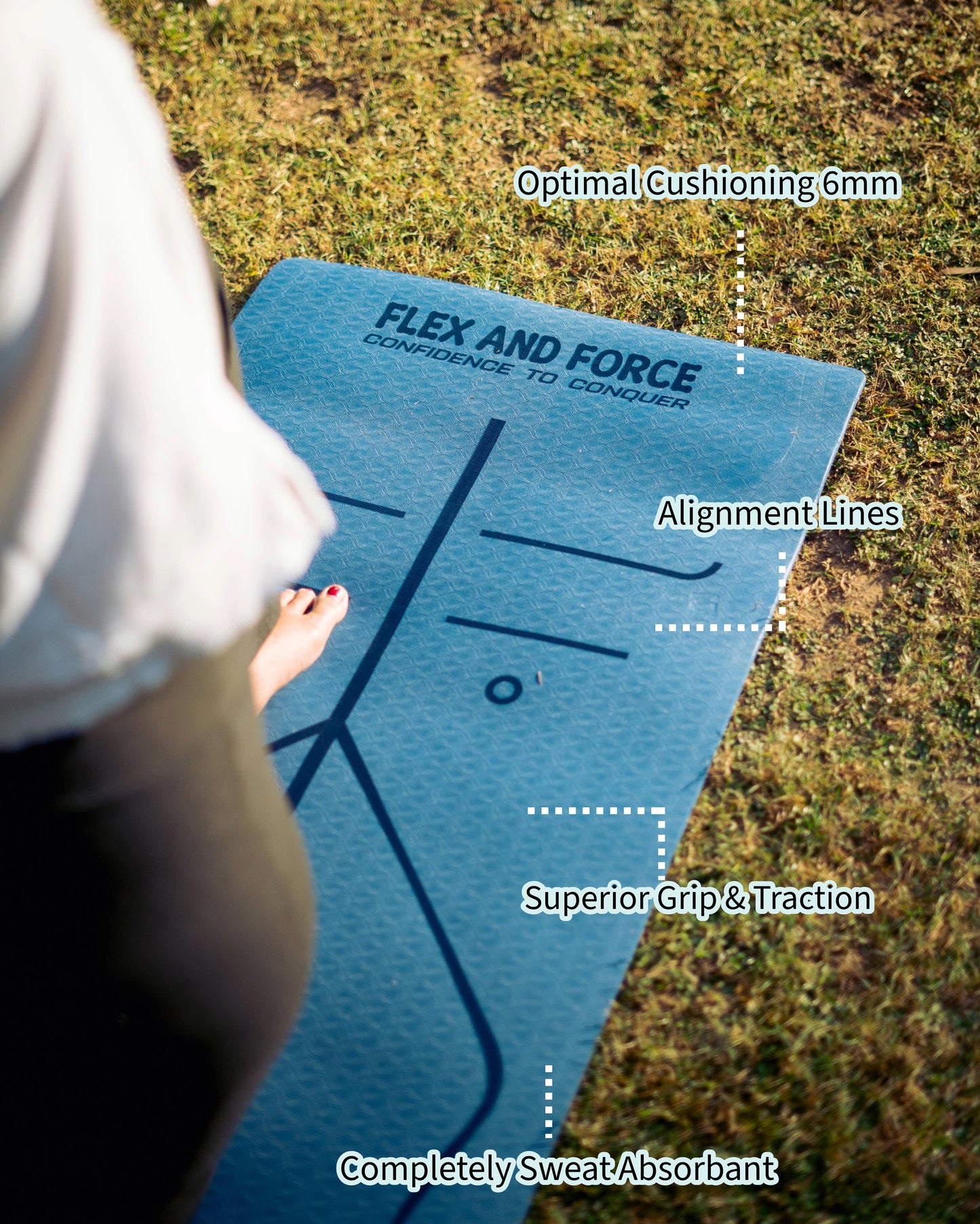 Premium TPE Anti-skid Ultrasoft Yoga Mat 6mm thick with Cotton bag, Guiding alignment lines, Strap